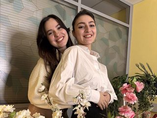 Alberta Brabson & Darline Herlan live cam model at Flirt4Free