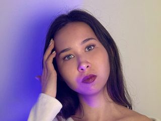 Randi Embury live cam model at Flirt4Free