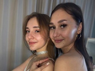 Elvia Harder & Linette Crosthwaite live cam model at Flirt4Free