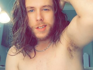 Noah Bell live cam model at Flirt4Free