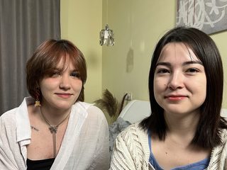 Darelle Bearfield & Edit Haith live cam model at Flirt4Free