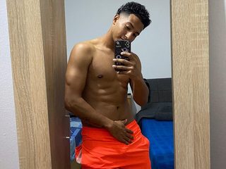 Marco Dimario live cam model at Flirt4Free