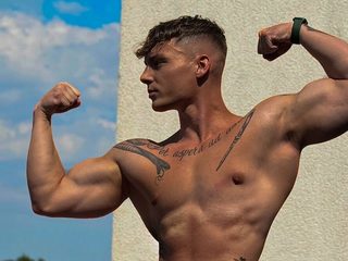 Christian Great live cam model at Flirt4Free