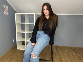 1 On 1 Sex Cams - Xena Smith English Alt Text Streamray-Cams