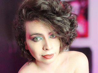 Angell Cat live cam model at Flirt4Free