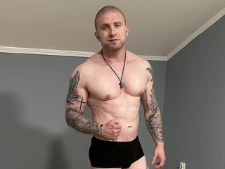 Gerard Finbar live cam model at Flirt4Free