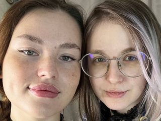 Nakenchat med Philomena Durow & Eartha Dewberry på Live Cam ⋆ FLIRT SHOW ⋆ Webkamerasex med amatører