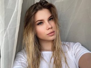 Nude Chat with Stella Bordone on Live Cam ⋆ FLIRT SHOW ⋆ Webcam Sex With Amateurs