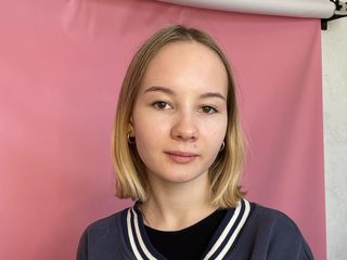 Nakenchat med Elwyna Geer på Live Cam ⋆ FLIRT SHOW ⋆ Webkamerasex med amatører