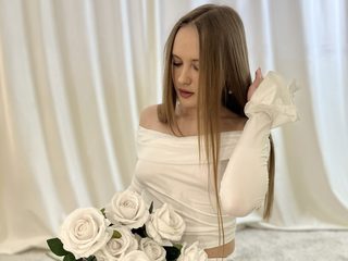 Eadlin Berner live cam model at Flirt4Free