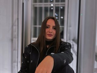 1 On 1 Sex Cams - Lilian Freestone Danish Alt Text Streamray-Cams