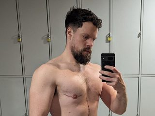 1 On 1 Sex Cams - Grant Harris Portugal Alt Text Streamray-Cams