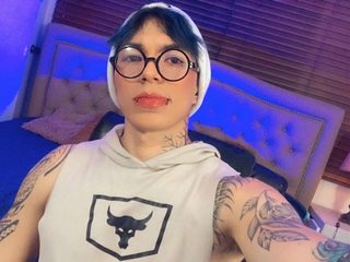 Naakt chatten met Alejandro Conor op Live Cam ⋆ FLIRT SHOW ⋆ Webcamseks met amateurs