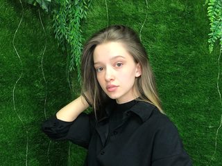 Nakenchatta med Lynna Frere på Live Cam ⋆ FLIRT SHOW ⋆ Webcamsex med amatörer