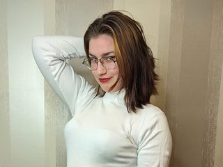 Cam2cam sex with May Below on live sex chat