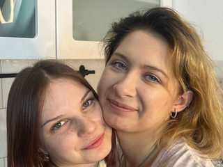 1 On 1 Sex Cams - Lynet Crute & May Cleverley Netharland Alt Text Streamray-Cams