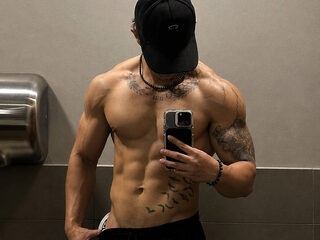 Noah Brown profile