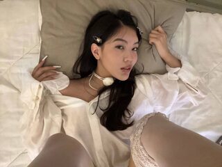 Mae Dunaway webcam model