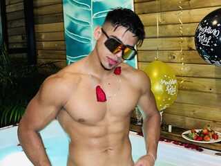 Vinny Oliver profile