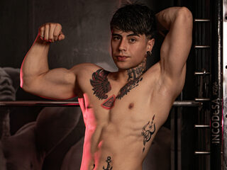 Live Chat with Drake Kiing on Flirt4Free