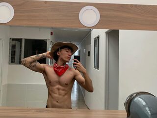 Watch Felix Start live on cam on Flirt4Free