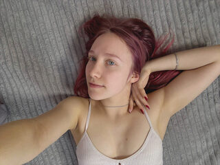 Kyong Marrujo webcam model