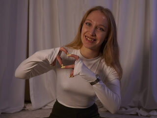 Kyong Marrujo Live Webcam on Flirt4Free