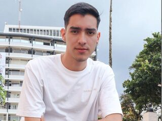 Nicolas Fine profile