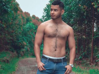Tyler Price Live Chat on Flirt4Free