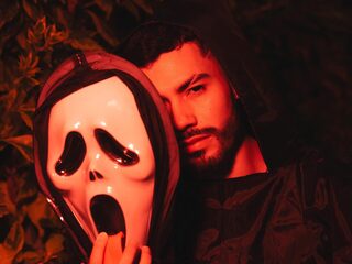 Cam boy Cameron Pierce