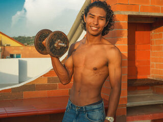 Matias Blake Live Chat on Flirt4Free