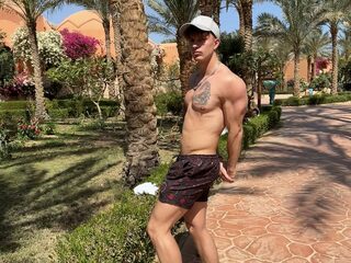 Levi Manning profile