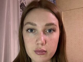 Watch Breann Furay live on cam on Flirt4Free