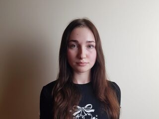 Jeannine Baze live cam model at Flirt4Free