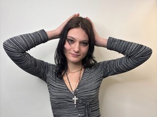 Lauretta Conterras live cam model at Flirt4Free