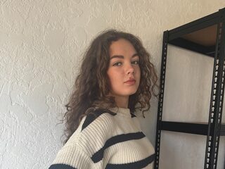 Watch Chau Caira live on cam on Flirt4Free