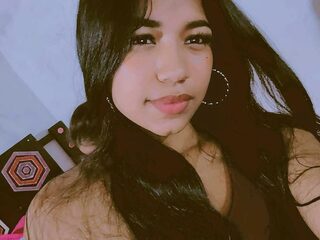 Yuleimys Rosse live cam model at Flirt4Free