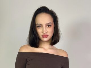 Lyndsay Newcomb webcam