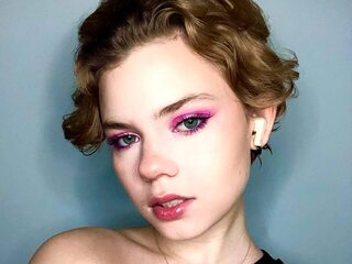 Lucia Corrado webcam