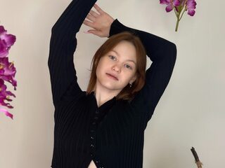Watch Lorriane Days live on cam on Flirt4Free