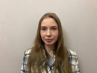 Watch Olga Visnic live on cam on Flirt4Free