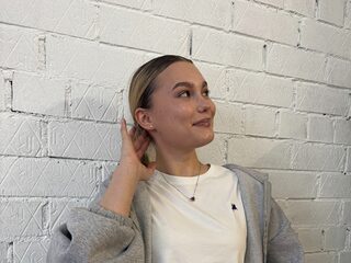 Billie Arroliga webcam