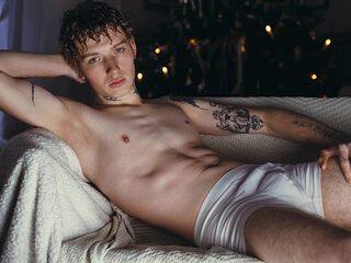 Travis Class profile