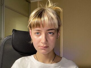 Watch Sirena Worel live on cam on Flirt4Free