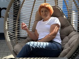 Watch Nely Gratitu live on cam on Flirt4Free