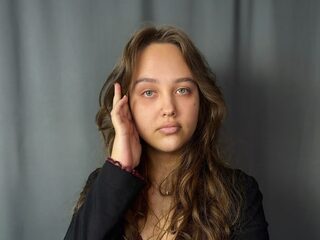 Watch Jestine Eovaldi live on cam on Flirt4Free