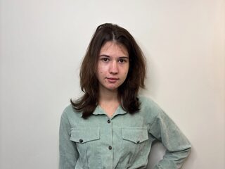 Watch Oralia Wanlass live on cam on Flirt4Free