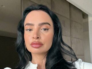 Watch Liana Morelle live on cam on Flirt4Free