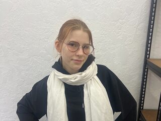 Watch Matha Rivie live on cam on Flirt4Free