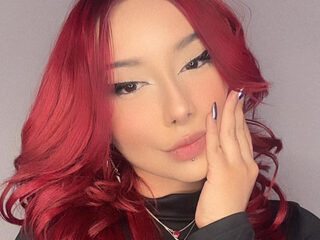 Morri Crimson live cam model at Flirt4Free